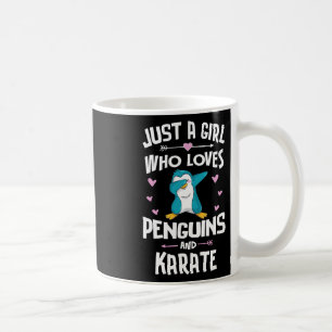 Nur ein Mädchen, das Pinguine und Karate-Geschenkw Kaffeetasse