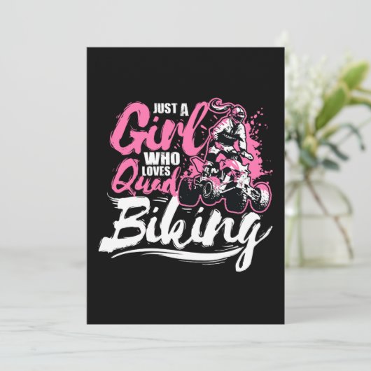 Nur ein Mädchen, das Quad Biking Lieben Einladung (Stehend Vorderseite)