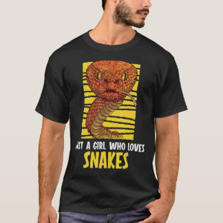Nur ein Mädchen, das Schlangen Liebe 1 T-Shirt
