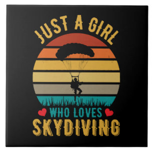 Nur ein Mädchen, das Skydiving Lieben Fliese