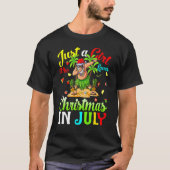 Nur ein Mädchen, das Weihnachten im Juli in Hawaii T-Shirt (Vorderseite)