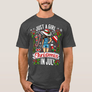 Nur ein Mädchen, das Weihnachten im Juli Lieben, v T-Shirt