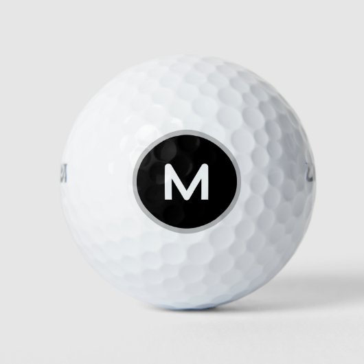 Nur ein Minimalistisches M Monogramm Golfball (Vorderseite)