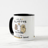 Nur eine brünette und blonde Tasse (Vorderseite Links)