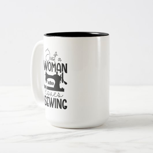 Nur eine Frau, die Lieben nähen Zweifarbige Tasse (Vorderseite Links)