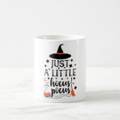 Nur eine kleine Hocus Pocus Halloween Hexe Kaffeetasse (Mittel)