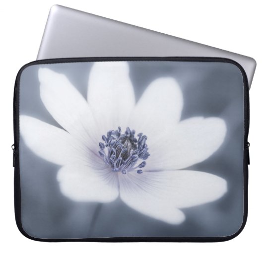 Nur eine kleine Wildblume Laptopschutzhülle (Vorderseite)