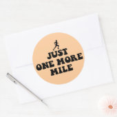 Nur eine Meile Runder Aufkleber (Umschlag)