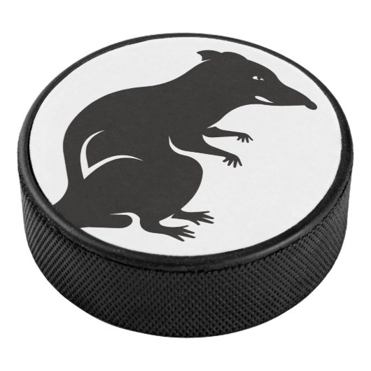 Nur eine Ratte Eishockey Puck (3/4)