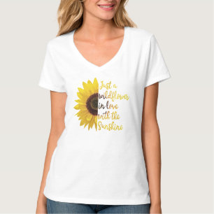 Nur eine wilde Blume, die sich in den Sonnenschein T-Shirt