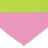 NUR FARBE Muster grün gelb + Ihr Rücken. Tischdecke (Schrägansicht)