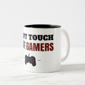 Nur für Gamers (zwei Ton-Tasse) Zweifarbige Tasse (VorderseiteRechts)