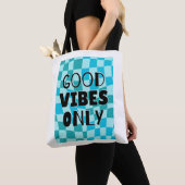 'Nur gute Vibes' Schachbrett-Ästhetik  Tasche (Von Nahem)
