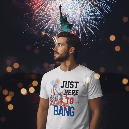 Nur hier, um Lady Liberty Feuerwerk Grafik T-Shirt
