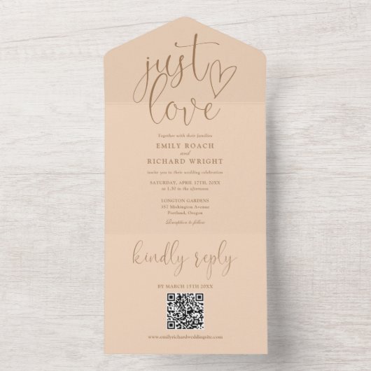 Nur Liebe Moderne QR Code Soft Peach Hochzeit All In One Einladung (Innen Boden)
