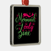 Nur Meerjungfrau-Zone in Hot Pink und Neon Green Ornament Aus Metall (Rechts)