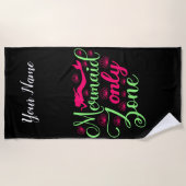 Nur Meerjungfrau-Zone in Hot Pink und Neon Green Strandtuch (Vorderseite)