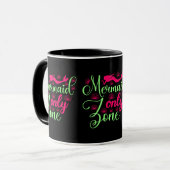 Nur Meerjungfrau-Zone in Hot Pink und Neon Green Tasse (Vorderseite Links)