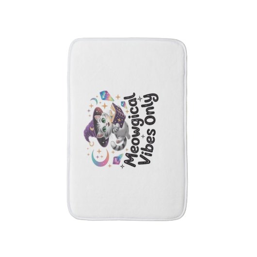 Nur Meowgical Vibes, Floating Kawaii Witch Cat Ov Badematte (Vorderseite Vertikal)