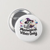 Nur Meowgical Vibes, Floating Kawaii Witch Cat Ov Button (Vorne & Hinten)