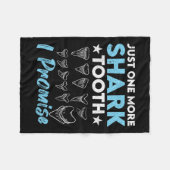 Nur noch ein Hai-Zelt verspreche ich Funny Fossil Fleecedecke (Vorderseite (Horizontal))