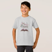 "Nur noch ein Kapitel" Kinder Basic T-Shirt | Lust (Vorne ganz)
