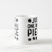Nur noch ein Puzzleteil Kaffeetasse (Mittel)