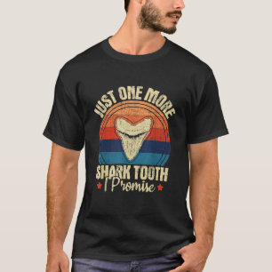 Nur noch einen Hai-Zahn, ich verspreche es, Retro T-Shirt