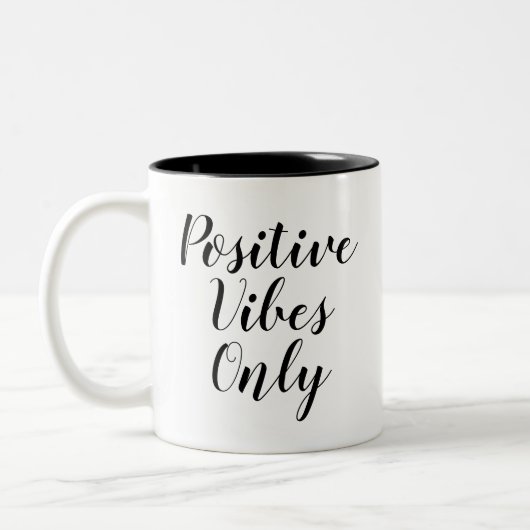 Nur positive Vibes | Inspirierend Slogan Quote Tas Zweifarbige Tasse (Links)