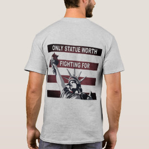 Nur Statue, die für den T - Shirt kämpfen sollte