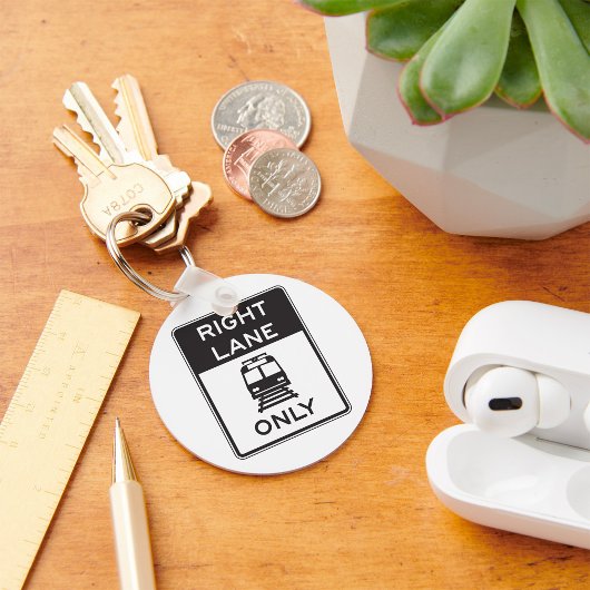 Nur Straßenbahn rechts Schlüsselanhänger