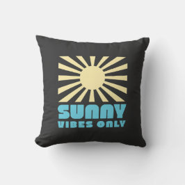 Nur Sunny Vibes - Bold Retro Sunshine Graphic Kissen