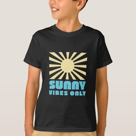 Nur Sunny Vibes - Bold Retro Sunshine Graphic T-Shirt (Vorderseite)