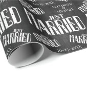 Nur verheiratet in der schwarzen Halbpension Geschenkpapier (Rolleneckpunkt)