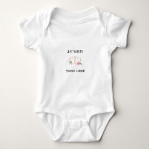 Nur verheiratet mit Braut- und Großnamen Baby Strampler