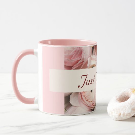 Nur verheiratet, Rosa Rosen, Liebe ist in der Air  Tasse (Mit Donut)