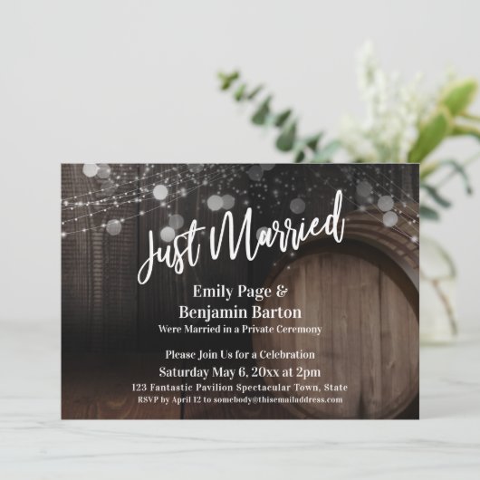 Nur verheiratet rustikale Holzhütte und Lichter Einladung (Stehend Vorderseite)