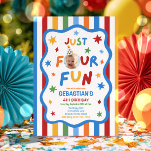 Nur vier lustige bunte Jungen 4. Geburtstagsfeier Einladung