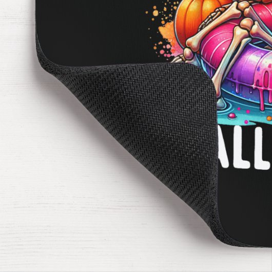 Nur zu Halloween 1 Gewartet Mousepad (Ecke)