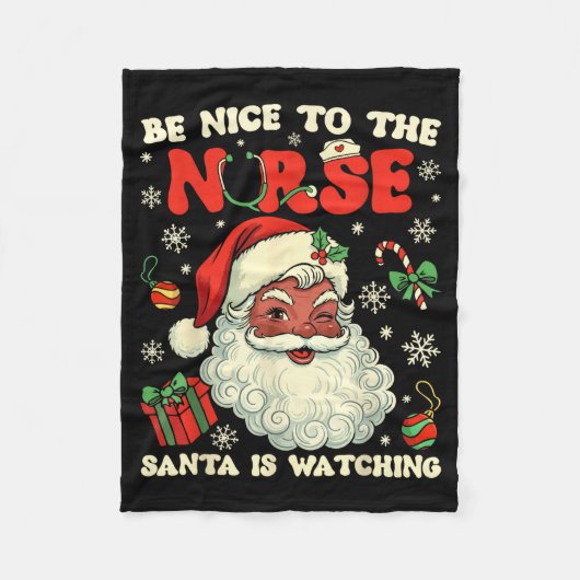 Nurse Christmas African American Santa Is Watching Fleecedecke (Vorderseite)