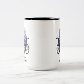 Nurse Dealing With Self Entitled Elderly Patient Zweifarbige Tasse (Mittel)