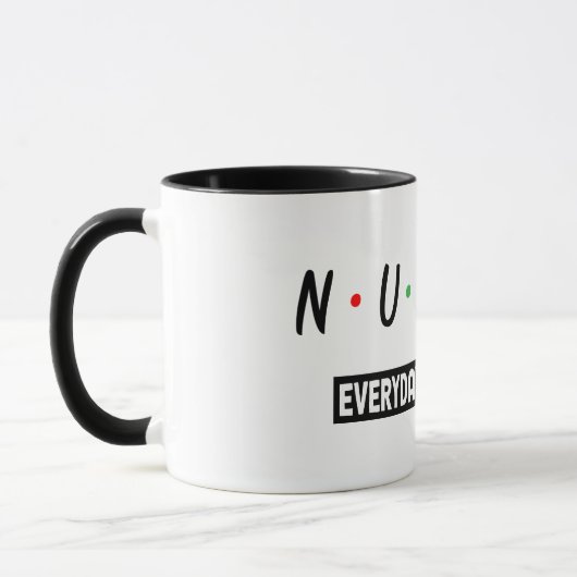 Nurse Everyday Super Held Tasse (Links)
