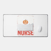 Nurse Funny Halloween Nursing Essential T - Shirt_ Schreibtischunterlage (Tastatur & Maus)
