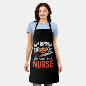 Nurse Funny Halloween Nursing Essential T - Shirt_ Schürze (Getragen)