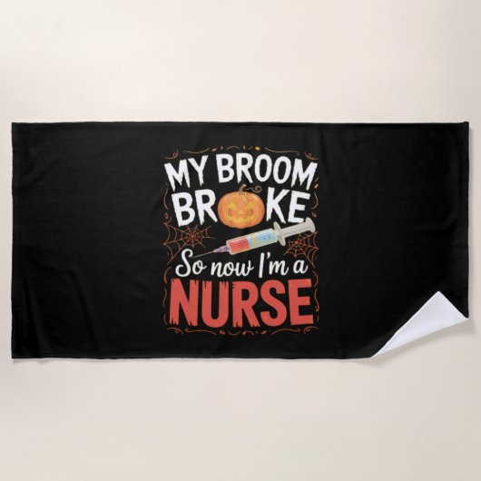 Nurse Funny Halloween Nursing Essential T - Shirt Strandtuch (Vorderseite)
