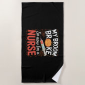 Nurse Funny Halloween Nursing Essential T - Shirt Strandtuch (Vorderseite)