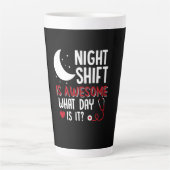 Nurse Gift | Night Shift Is Awesome Milchtasse (Vorderseite)