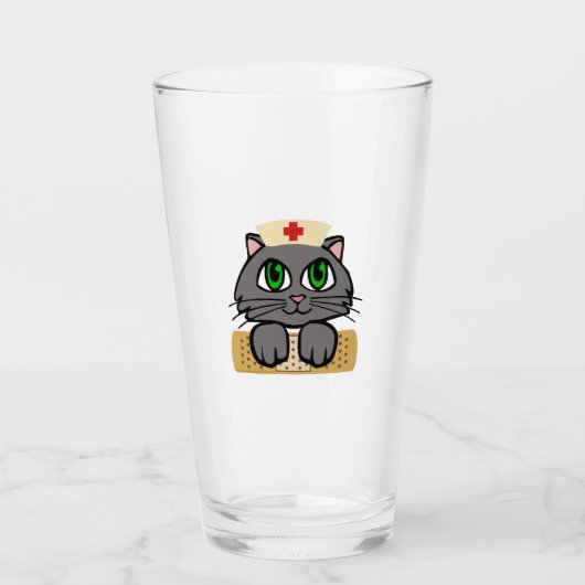 Nurse Kitten (grüne Augen) Glas (Vorderseite)