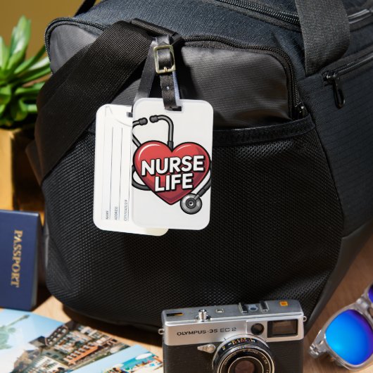 "Nurse Life" Grafikdesign mit Herz Gepäckanhänger (Vorderseite & Rückseite)