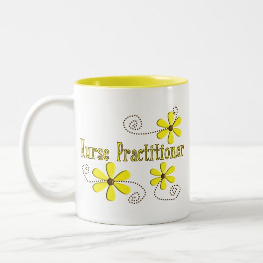 Nurse Practitioner Gifts Daisies Design Zweifarbige Tasse (Links)